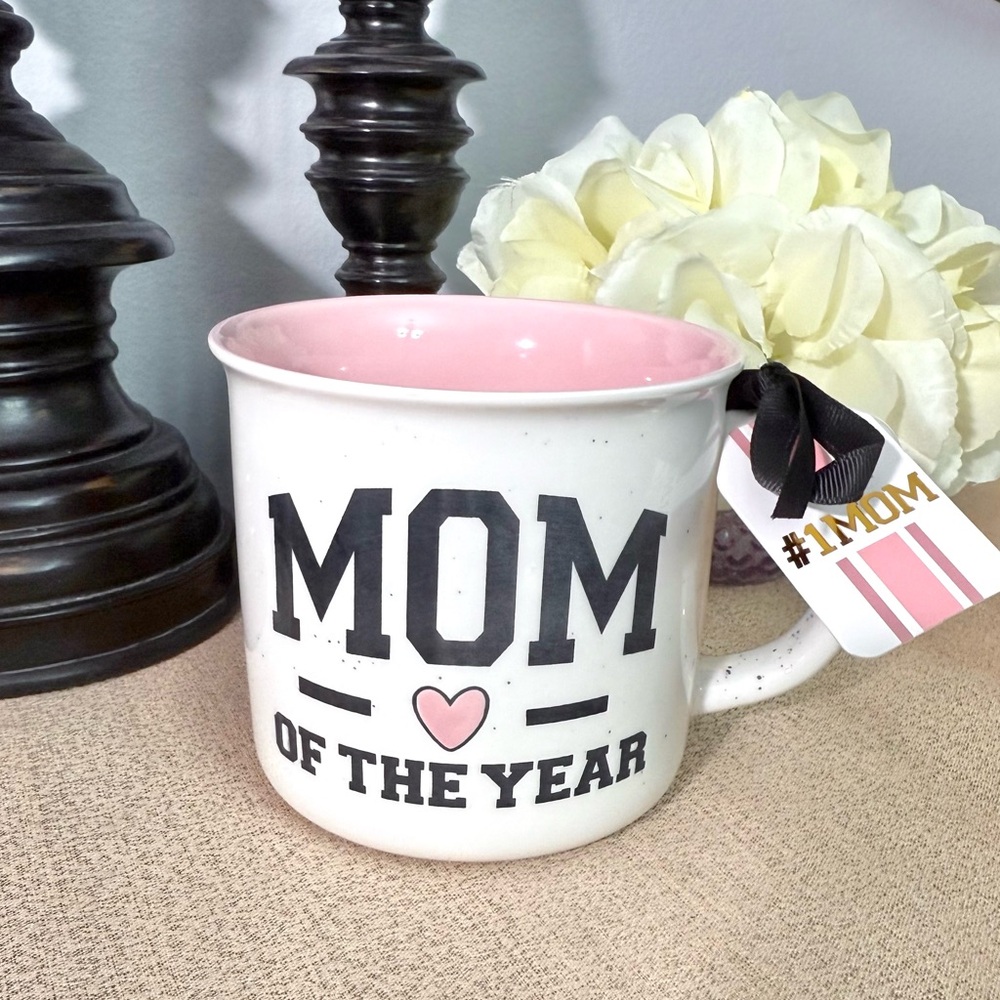 NWT MOM OF THE YEAR Ceramic Mug